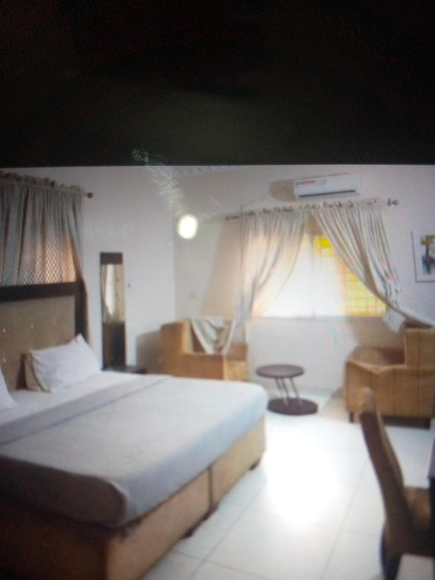 Exclusive Mansion Lekki Phase 1 Ilado Exterior photo